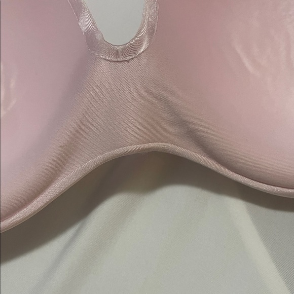 Warner's Light Pink Unwire Bra - Picture 2 of 4
